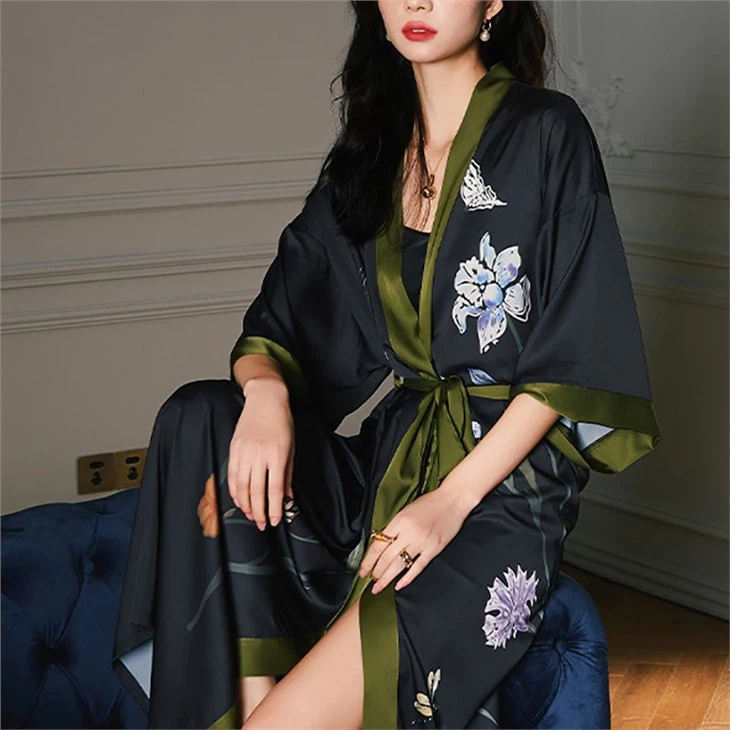 Custom Printed Cozy Soft 100% Mulberry Silk Nightgown